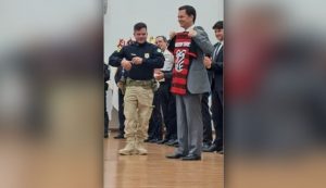 Ex-diretor da PRF alega que número 22 em camisa poderia ser homenagem ao jogador Rodinei
