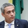 Como votou cada deputado na manobra que suspendeu ação no STF contra Gustavo Gayer