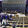 Câmara aprova projeto que autoriza disputa fechada em licitações de obras
