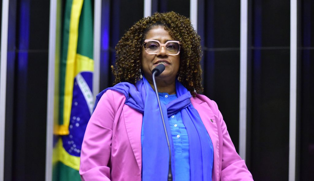 Câmara aprova projeto que torna feriado nacional o Dia da Consciência Negra