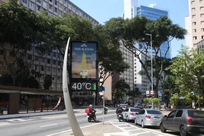 Onda de calor deve atingir mais de 2.500 cidades até terça-feira