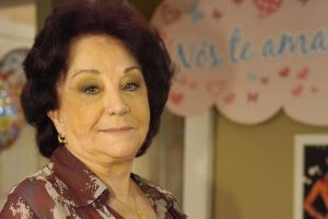 Atriz e apresentadora Lolita Rodrigues morre aos 94 anos