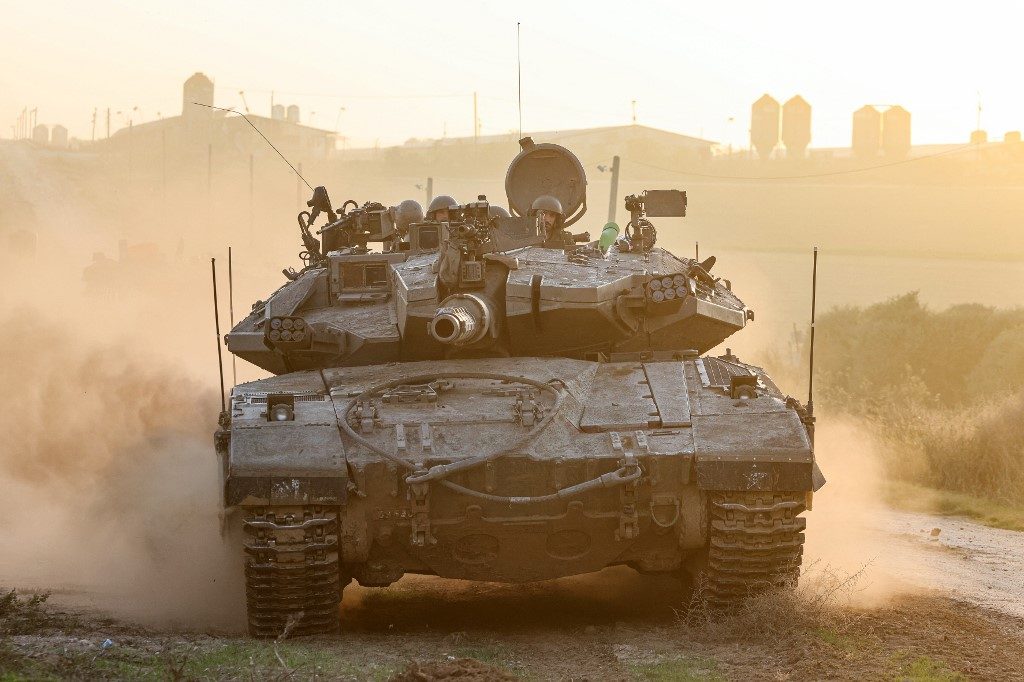 Dezenas de tanques israelenses entram no sul da Faixa de Gaza