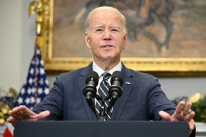 Biden diz estar disposto a fazer concessões a republicanos sobre fronteira com México