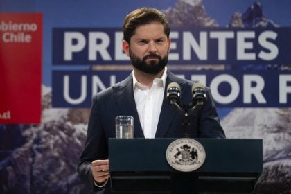 Boric sobe o tom, chama governo Maduro de ‘ditadura’ e diz que Supremo ‘consolida a fraude’