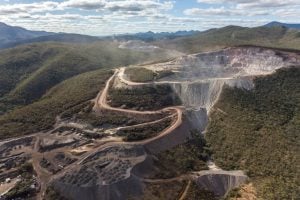 Mineradora recebe aval para explorar ferro na Chapada Diamantina mesmo sem licença ambiental