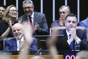 Congresso deve discutir maior tributação dos ricos já no início de 2024