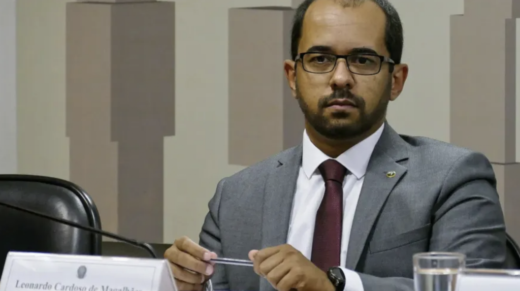 CCJ do Senado aprova o nome de Leonardo Magalhães para a DPU
