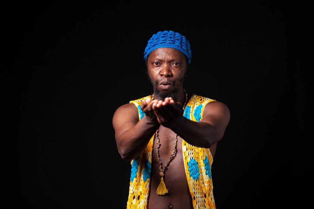 Sergio Pererê comemora 25 anos de carreira como referência na música afro-mineira
