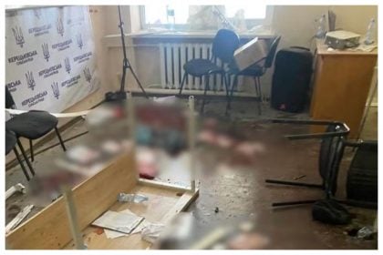 Deputado explode granadas em reunião de prefeitura na Ucrânia; veja o vídeo