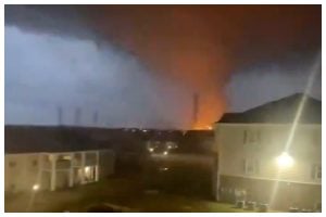 Tornados e mau tempo deixam seis mortos no Tennessee, EUA