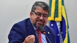 Quem é Washington Quaquá, vice-presidente do PT que deu tapa em deputado na Câmara