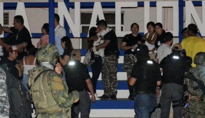 Equador liberta todos os funcionários e agentes penitenciários que eram reféns em prisões do país