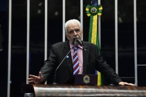 CCJ do Senado adia análise de volta do DPVAT e antecipação de R$ 15 bilhões ao governo Lula