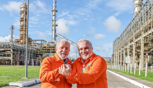 Brasil vive paradoxo de ser potência ambiental e petroleira sob governo Lula