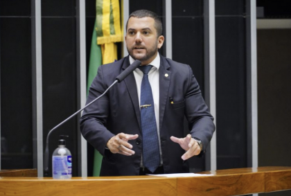 Quem é Carlos Jordy, o deputado bolsonarista alvo da Operação Lesa Pátria