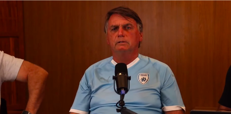 Em live para vender cursos, Bolsonaro elogia Ramagem: ‘Cara fantástico’