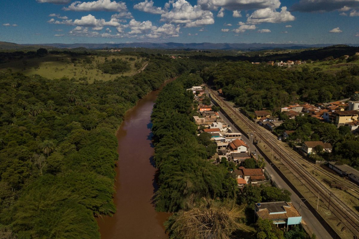 Vista aérea do Rio Paraopeba, em Brumadinho (Foto: Flavio Tavares/Repórter Brasil)