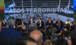 Sem revanchismo, mas também sem anistia, diz Fátima Bezerra sobre reação ao 8 de Janeiro