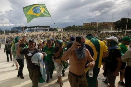 Golpista foragido é preso pela Polícia Federal ao retornar da Argentina