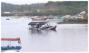 Marinha encerra as buscas por vítimas do naufrágio na Bahia