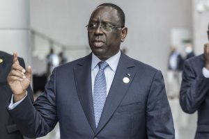 Entenda a crise no Senegal, após presidente Macky Sall adiar eleições