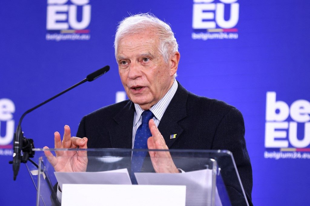 Chefe da diplomacia da UE pede que não sejam enviadas mais armas a Israel