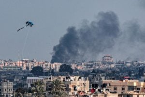 Israel bombardeia Gaza antes de votação no Conselho de Segurança da ONU