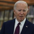 Biden vence as primárias de Michigan, mas enfrenta voto de protesto por Gaza