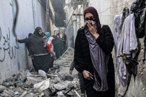 Israel apresenta plano para evacuar civis de Gaza, na iminência de ofensiva em Rafah