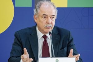 Governo Lula assina contrato para executar R$ 10 bilhões em projetos sustentáveis do Fundo Clima