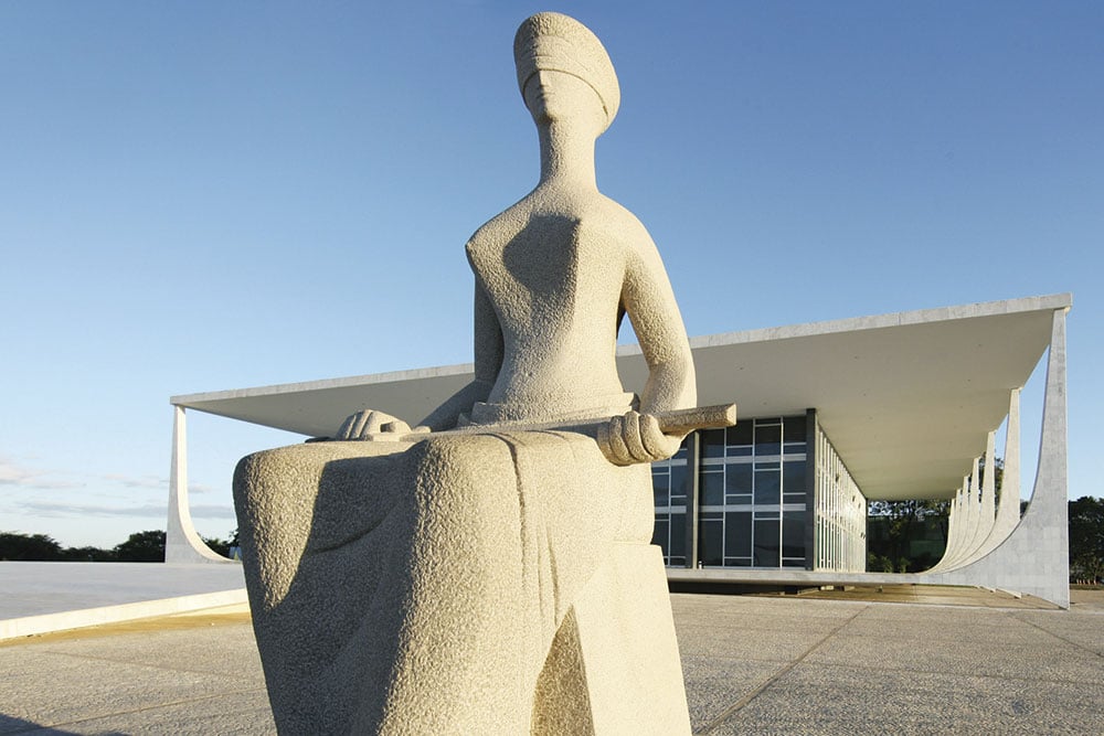 AGU defende correção do FGTS que garanta valor da inflação