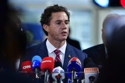 Senador propõe que hospitais universitários ofereçam de graça medicamentos à base de cannabis