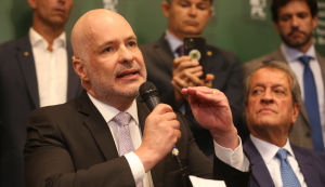 Advogado de Valdemar decide abandonar a defesa de Bolsonaro no STF