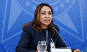 Quem era a única mulher na reunião que revelou ‘dinâmica golpista’ no governo Bolsonaro