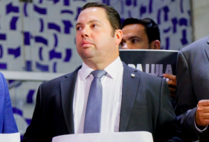 Deputados bolsonaristas abrem representação contra Lula no Tribunal de Haia