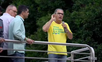 Em ato, pastor Silas Malafaia diz que Bolsonaro foi para os EUA “calado” e tenta retirar ex-presidente de trama golpista