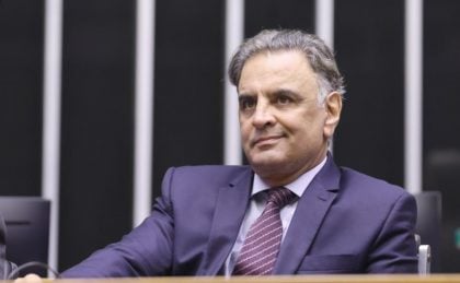 Gilmar Mendes suspende inquérito contra Aécio Neves