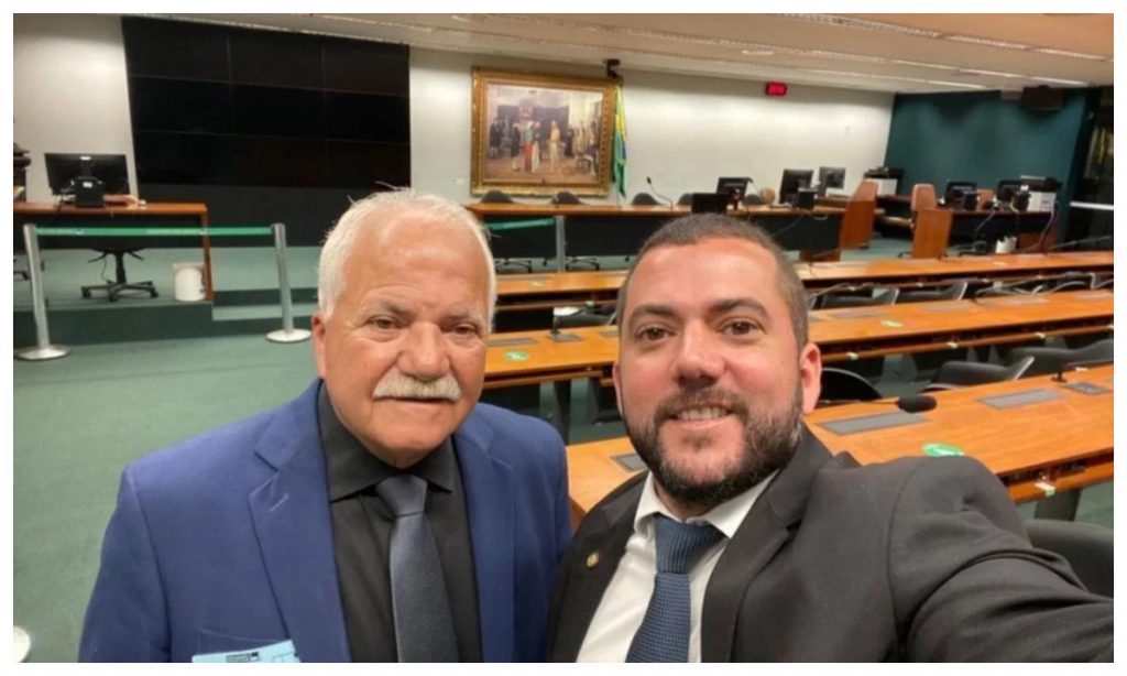 Motorista de Uber faz BO contra o pai de Carlos Jordy por suposto assédio