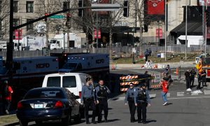 Ataque a tiros deixa um morto e 21 feridos nos EUA durante desfile do Super Bowl