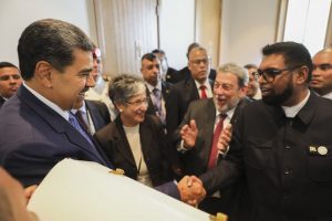 ‘Queremos a paz’ com a Venezuela, diz presidente da Guiana