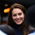 Kate Middleton anuncia estar em tratamento contra um câncer