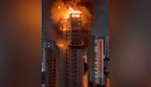 Curto-circuito pode ser a causa de incêndio em prédio em construção no Recife