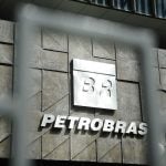 Petrobras aprova plano de demissão voluntária para até 1,1 mil pessoas
