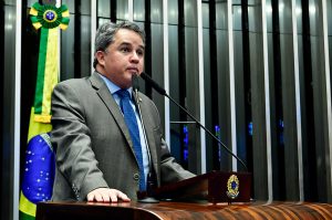 Após adiamento no STF, Senado deve votar a PEC das Drogas na CCJ na próxima semana