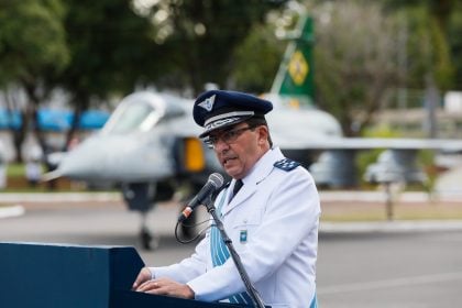 Ex-comandante da FAB rebate Ciro Nogueira e diz que senador ‘agride a instituição militar’