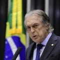 União Brasil afasta Bivar da presidência do partido após brigas com Rueda