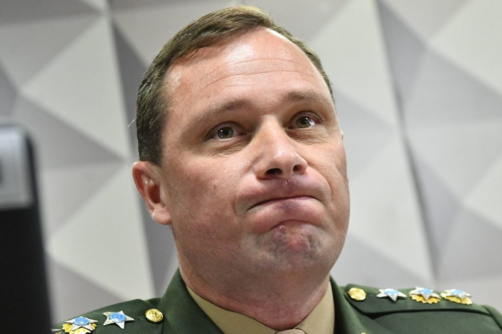 Cid afirma à PF que Braga Netto deu dinheiro vivo a ‘kids pretos’ para executar golpe