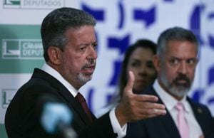 Lira dispara contra o governo Lula e chama Padilha de ‘incompetente’