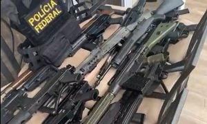 Lesa Pátria: alvo da PF pelo 8 de Janeiro mantinha 70 armas e mais de R$ 800 mil em dinheiro vivo em casa